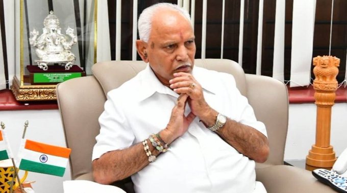सियासी हलचल के बीच कर्नाटक के सीएम येदियुरप्पा का इस्तीफा