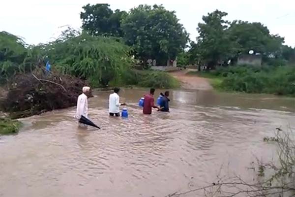 मध्यप्रदेश में बाढ़ जैसे हालात, कई जिलों में भारी बारिश की संभावना 