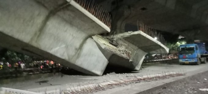  नागपुर में टला बड़ा हादसा, निर्माणधीन पुल का हिस्सा गिरा 