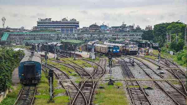  भोपाल रेल मंडल ने एक महीने के लिए निरस्त की 8 ट्रेनें, जान लें पूरी लिस्ट 