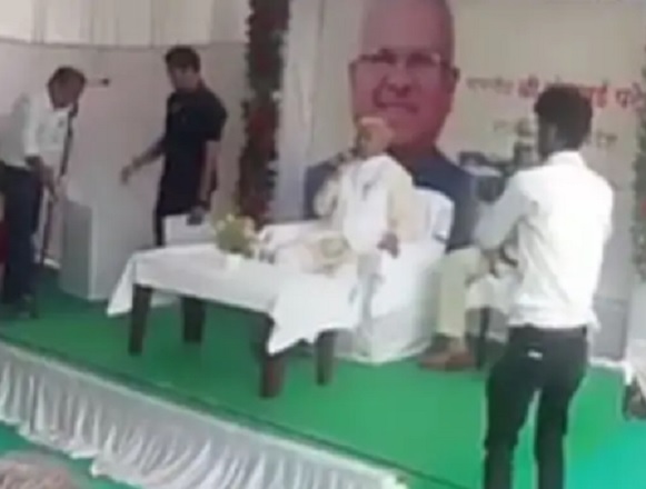 राजयपाल ने मंच से लगाए जय श्री राम के नारे, वायरल हो रहा वीडियो