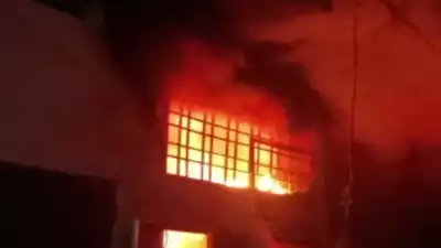 चार मंजिला इमारत में आग, एक ही परिवार के पांच लोगों की मौत