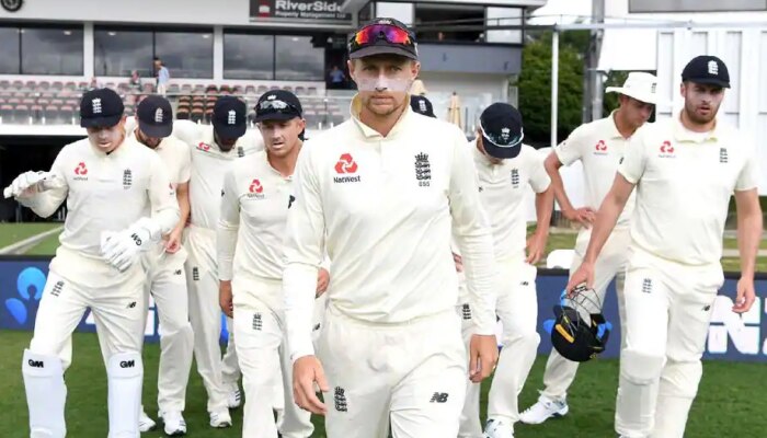  पाकिस्तान में वायरस की चपेट में आई इंग्लिश टीम, कल से शुरू होनी है टेस्ट सीरीज