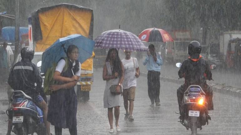 मुंबई में मानसून ने दी दस्तक, 3 दिनों तक भारी बारिश का अलर्ट