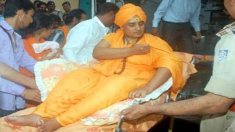 भूपेश बघेल पर प्रज्ञा ठाकुर का पलटवार, आरएसएस के कारण ही देश और हिंदू सुरक्षित 