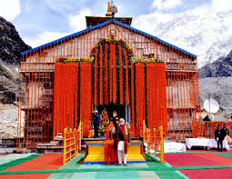 बाबा केदारनाथ के धाम पहुंचेंगे पीएम मोदी, 10 क्विंटल फूलों से सजेगा मंदिर 