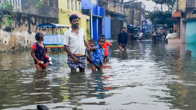 कर्नाटक में बारिश से हाहाकर, अबतक 24 लोगों की मौत