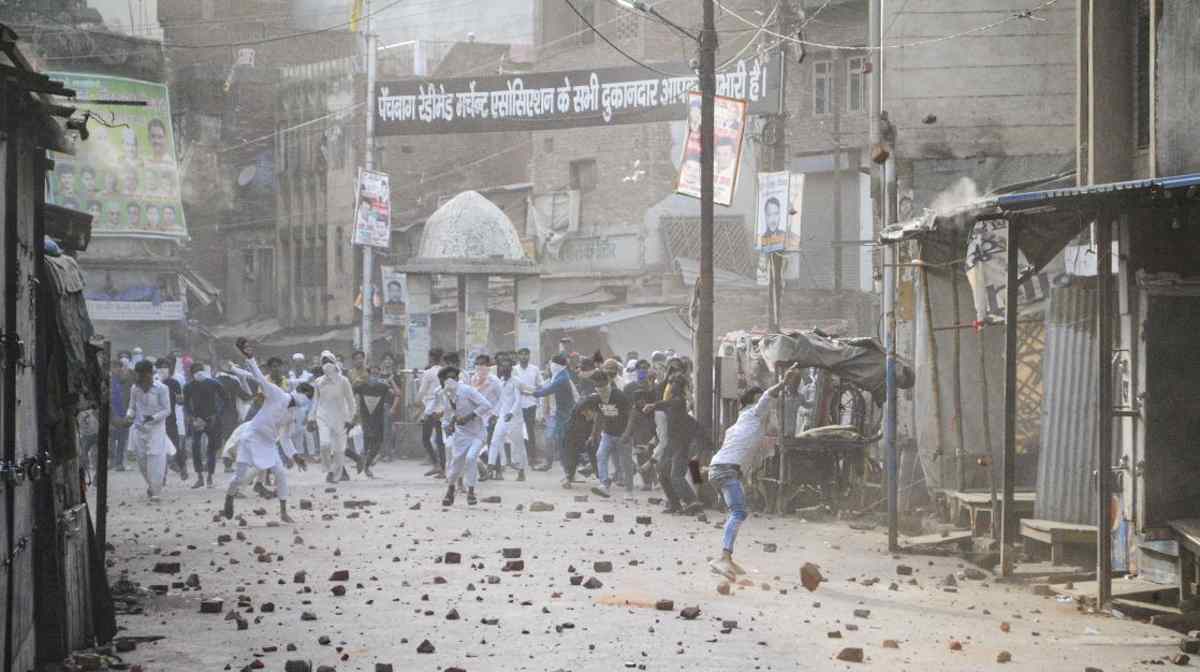कानपुर में बवाल के बाद बरेली में कर्फ्यू, अबतक 800 से ज्यादा के खिलाफ केस दर्ज 