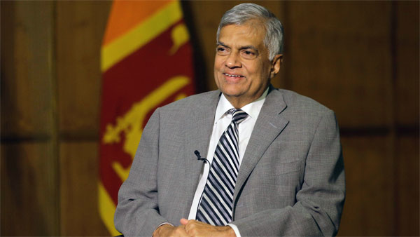 श्रीलंका के कार्यवाहक राष्ट्रपति बने रानिल विक्रमसिंघे, कोलंबो की सड़कों पर जश्न 