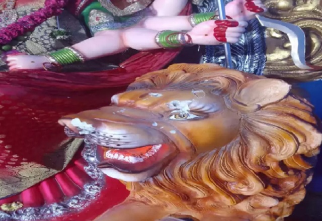 दुर्गा प्रतिमा खंडित होने पर हैदराबाद में तनाव, बुर्का पहनी दो महिलाएं गिरफ्तार 