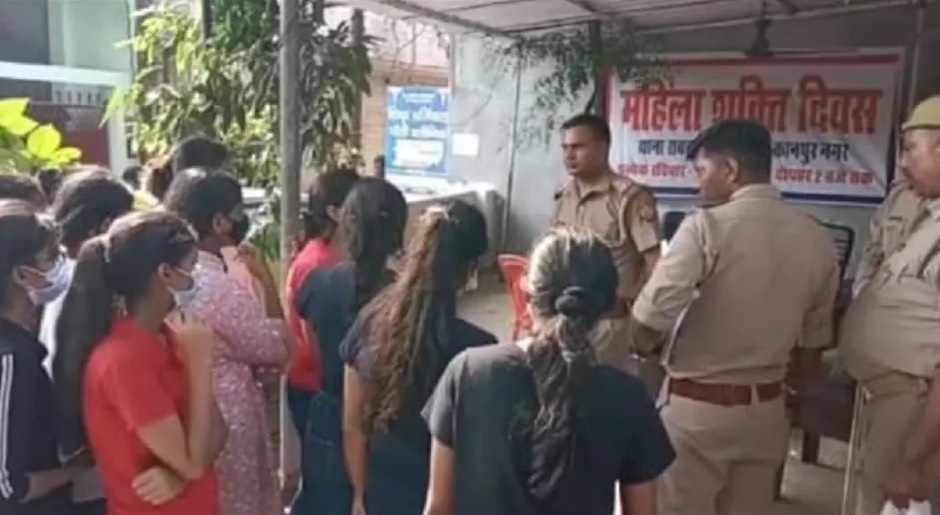 कानपुर के गर्ल्स हॉस्टल में लड़कियों का अश्लील वीडियो बना रहा था स्वीपर, गिरफ्तार
