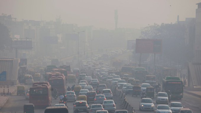  दिल्ली-एनसीआर में प्रदूषण से हालात बदतर, नोएडा में स्कूल बंद